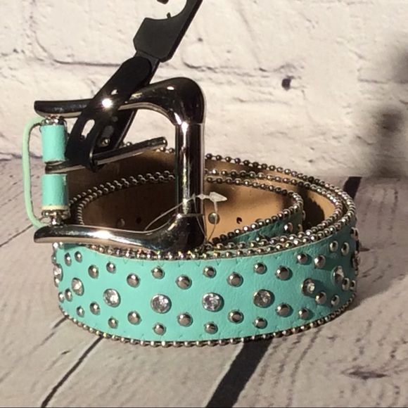 ‼️SOLD ‼️Women’s Western Belt Size M/L Aqua - Picture 2 of 5